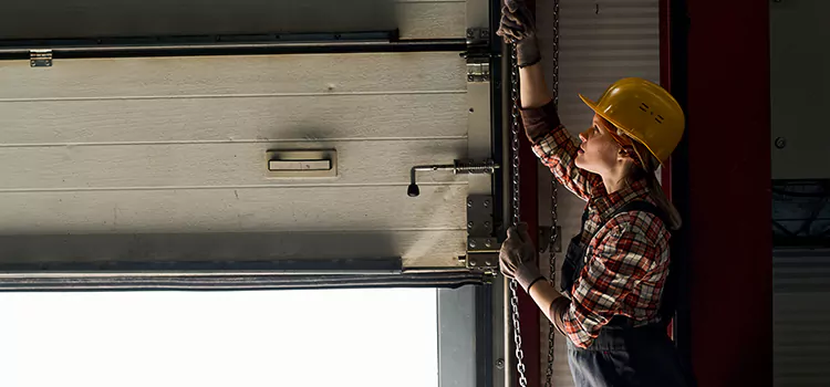 Addressing Common Garage Door Stoppage Issues in Temple Terrace, FL